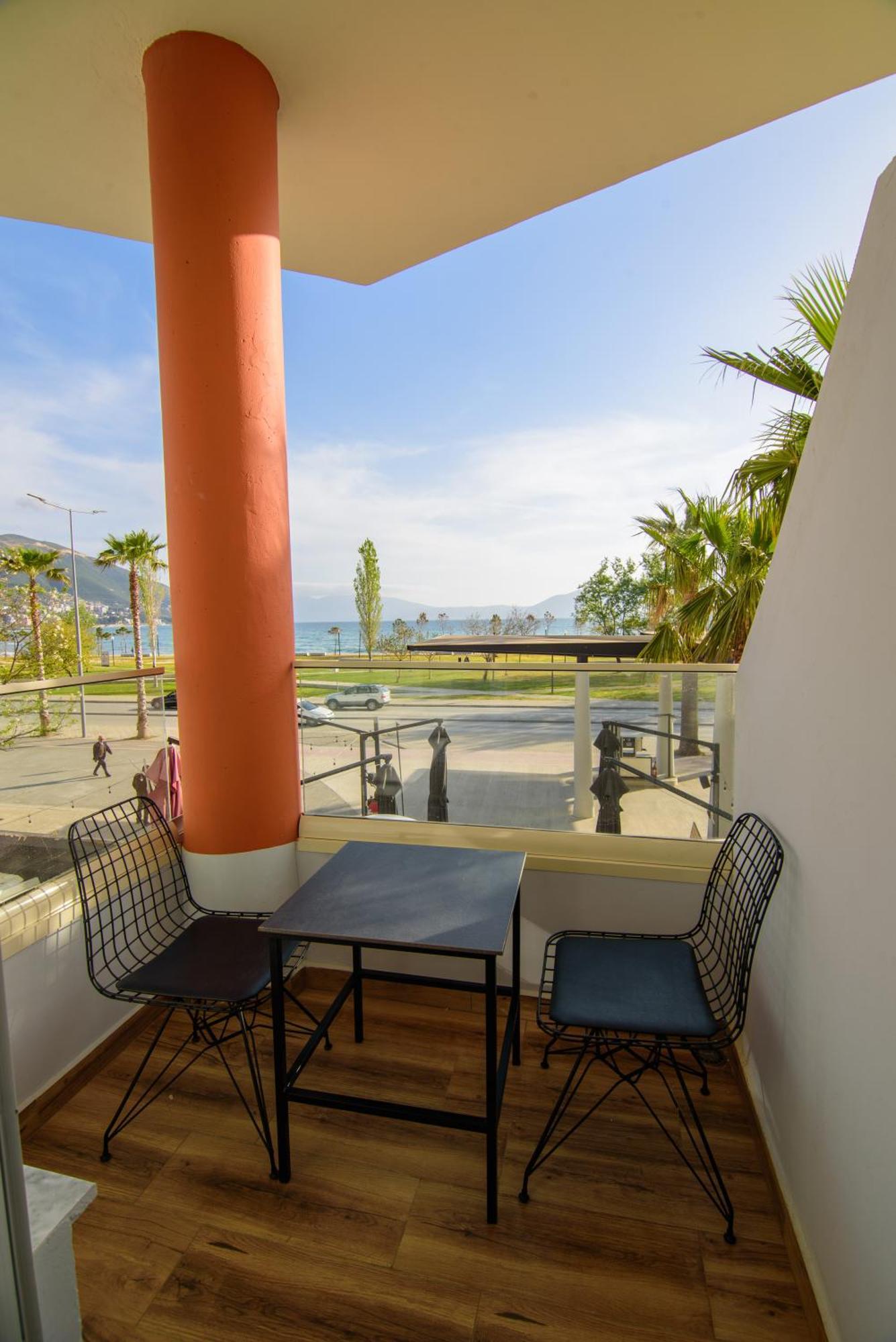 Palm Side Hotel Vlore Room photo